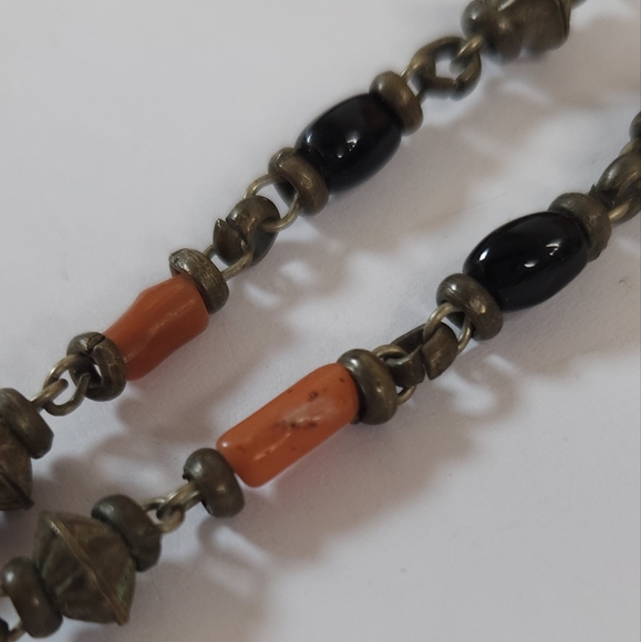 Vintage Yemeni Coral & Black Onyx Stone Beaded Tiger Eye Teardrop Stone Necklace - Picture 10 of 16
